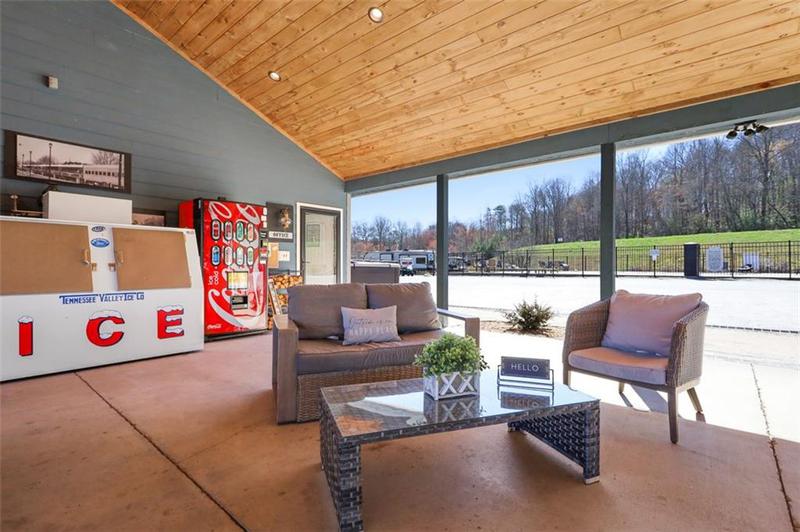 Image for property 122 Mountain Meadows Drive, Morganton, GA 30560
