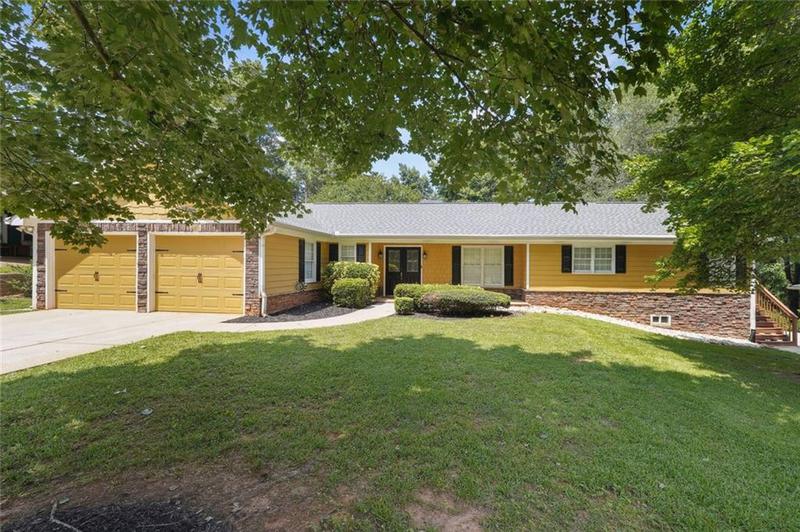 Image for property 2460 Due West Circle, Kennesaw, GA 30152