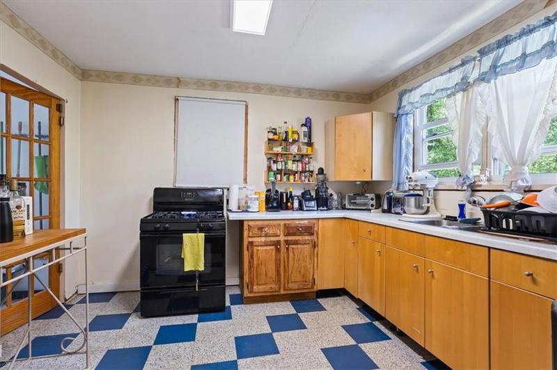 Image for property 3813 Stonewall Tell Road, South Fulton, GA 30349