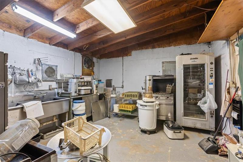 Image for property 3813 Stonewall Tell Road, South Fulton, GA 30349