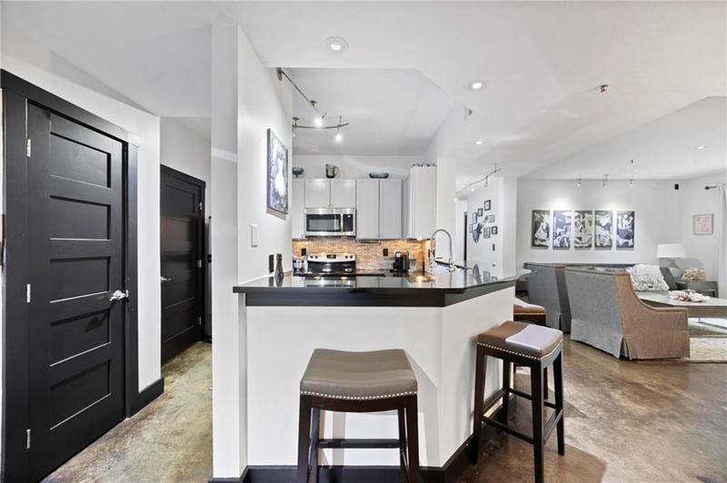 Image for property 1250 Parkwood Circle 3001, Atlanta, GA 30339