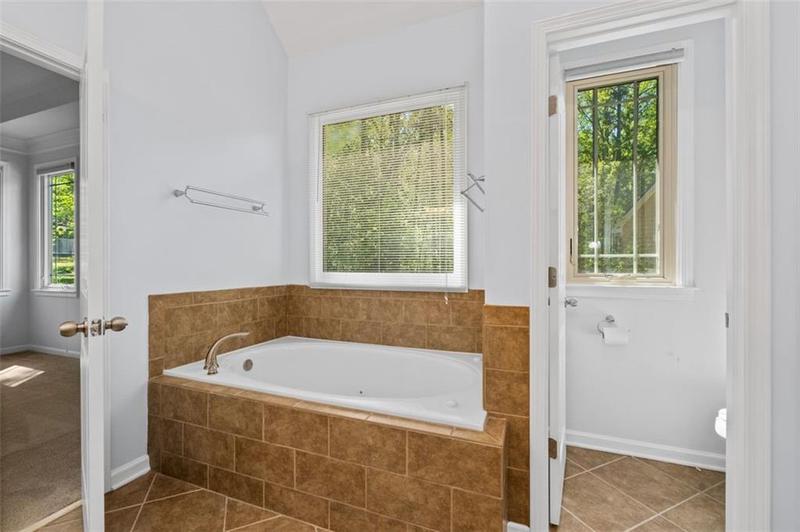 Image for property 2050 HERITAGE GREEN Drive, Marietta, GA 30064