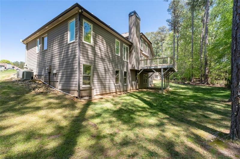 Image for property 2050 HERITAGE GREEN Drive, Marietta, GA 30064