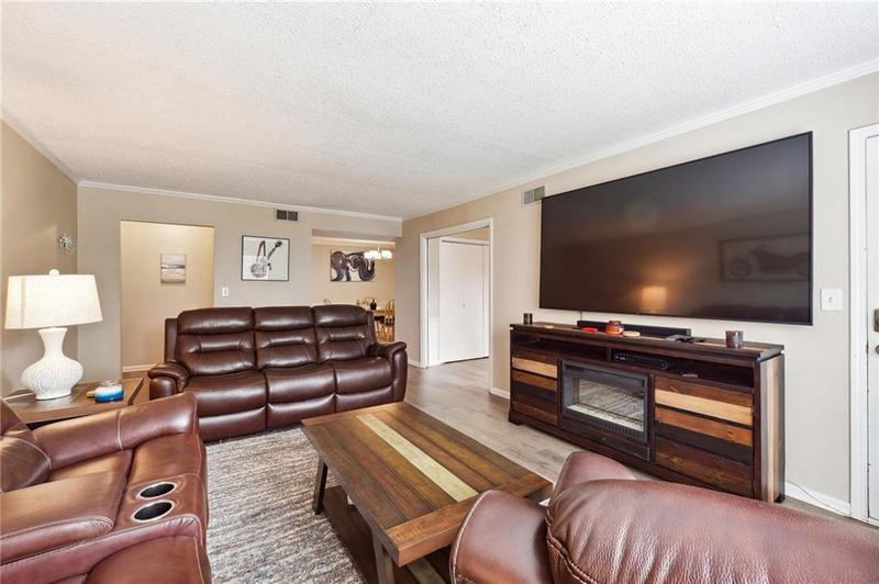 Image for property 6851 Roswell Road E1, Atlanta, GA 30328