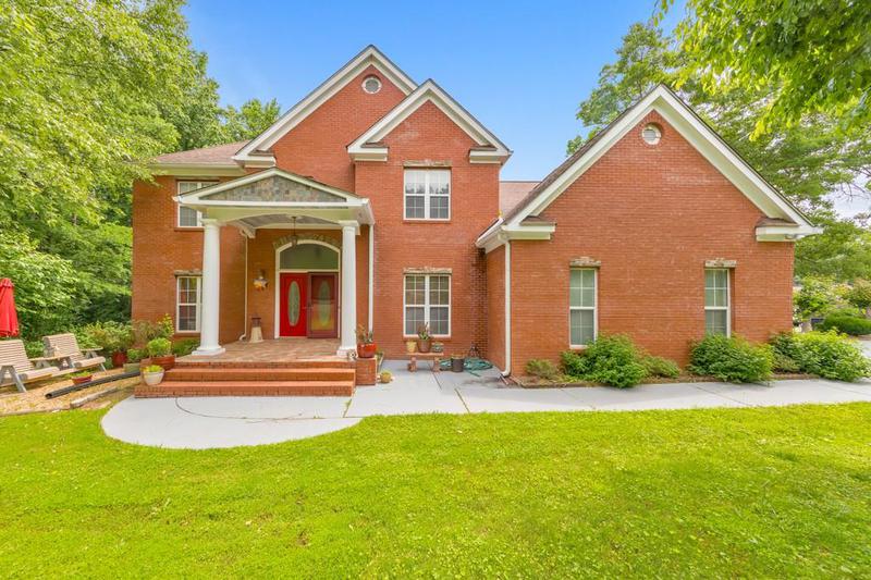 Image for property 915 Chipley Court, Marietta, GA 30062