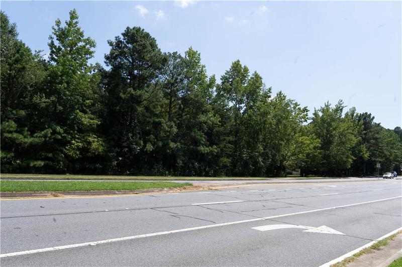 Image for property 4556 Wade Green Road, Acworth, GA 30102
