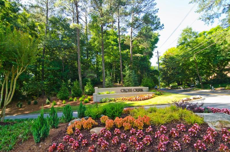 Image for property 201 Triumph Drive, Atlanta, GA 30327