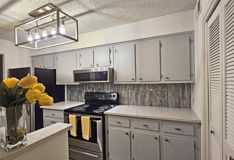 Image for property 201 Triumph Drive, Atlanta, GA 30327