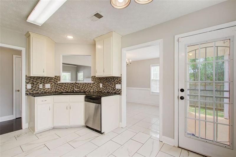 Image for property 1705 Queen Victoria Court, Locust Grove, GA 30248