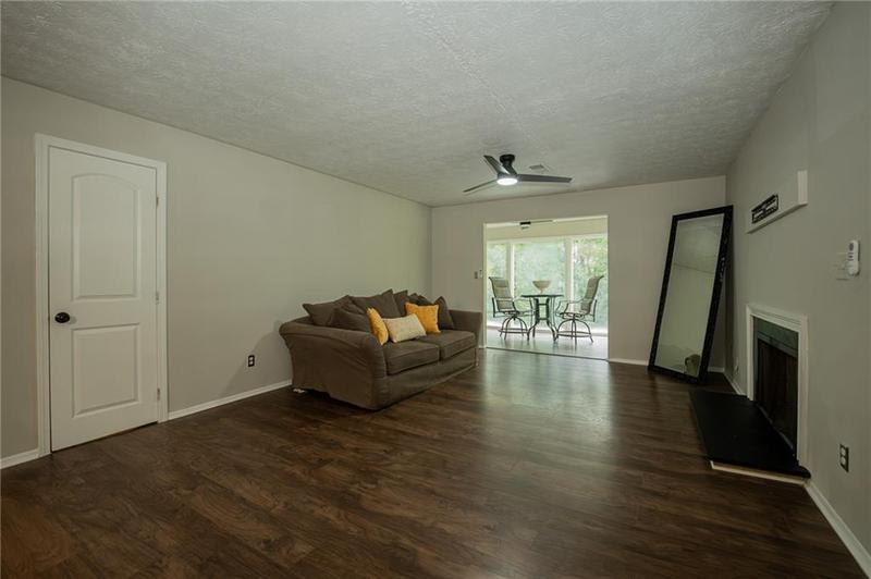 Image for property 2728 SUWANEE Way, Marietta, GA 30067
