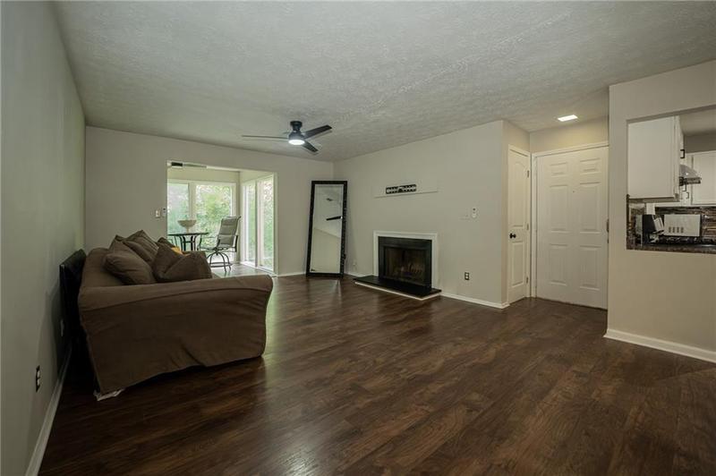 Image for property 2728 SUWANEE Way, Marietta, GA 30067