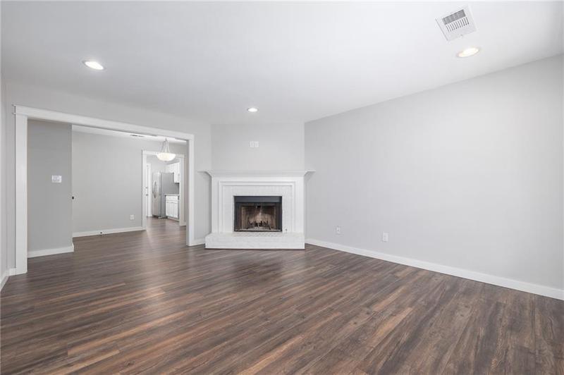 Image for property 4056 Coopers Hill Drive, Smyrna, GA 30080
