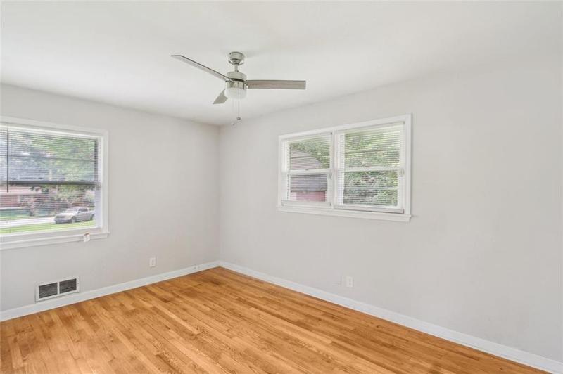 Image for property 107 GLADSTONE Drive, Marietta, GA 30060