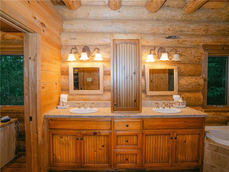 Image for property 736 Timberwood Drive, Blue Ridge, GA 30513