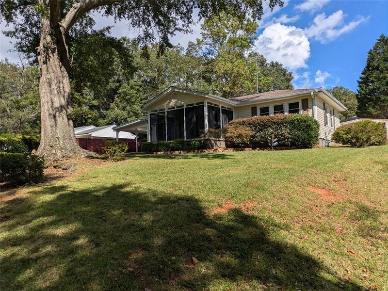 Image for property 11 ELM Circle, Newnan, GA 30263