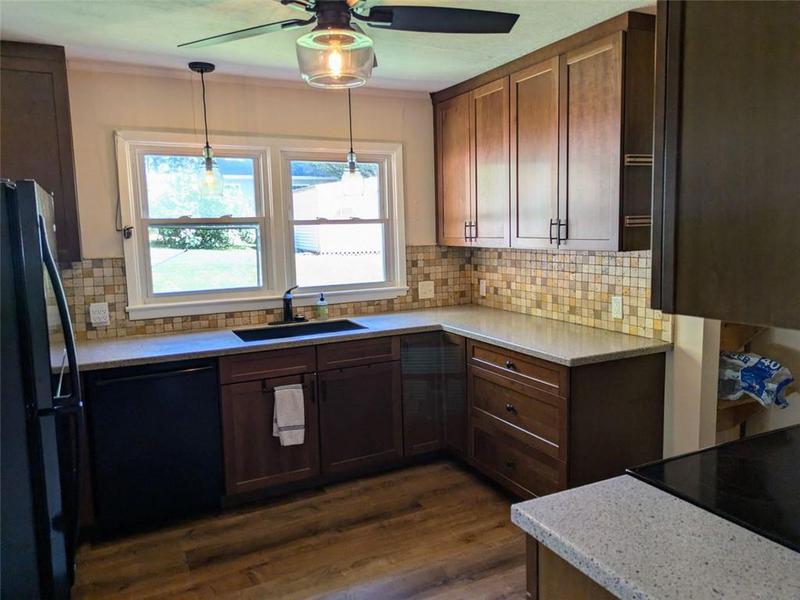Image for property 11 ELM Circle, Newnan, GA 30263
