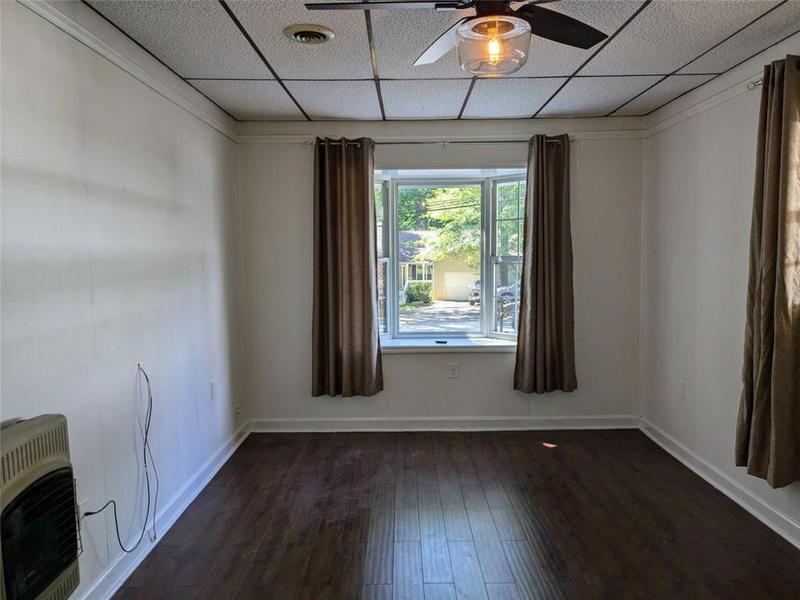 Image for property 11 ELM Circle, Newnan, GA 30263