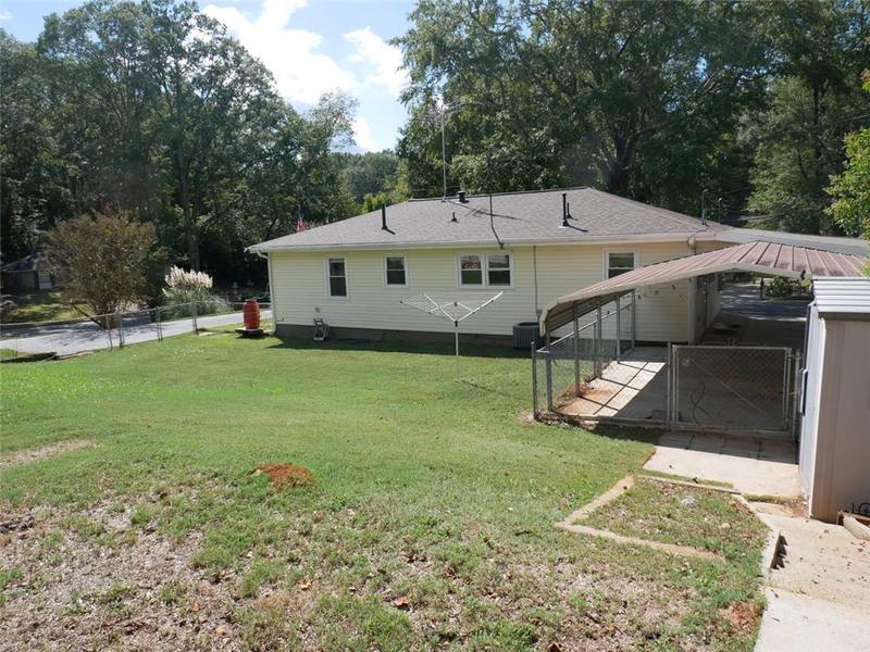 Image for property 11 ELM Circle, Newnan, GA 30263