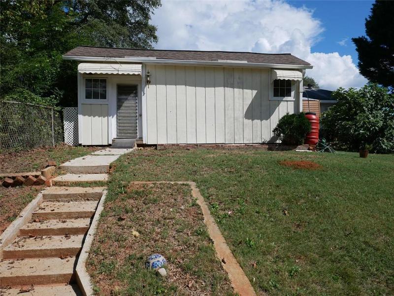 Image for property 11 ELM Circle, Newnan, GA 30263