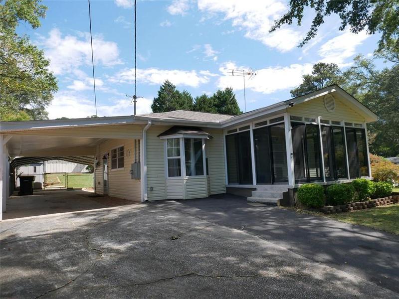 Image for property 11 ELM Circle, Newnan, GA 30263