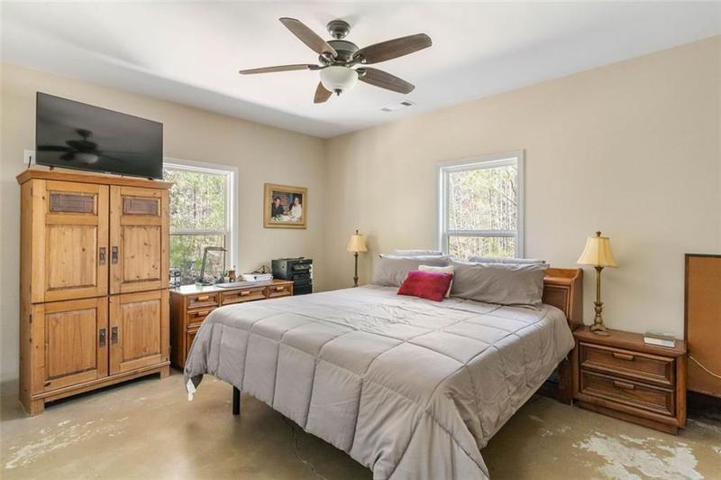 Image for property 7750 ATLANTA NEWNAN Road, Chattahoochee Hills, GA 30268