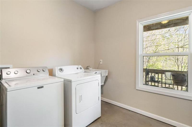 Image for property 7750 ATLANTA NEWNAN Road, Chattahoochee Hills, GA 30268