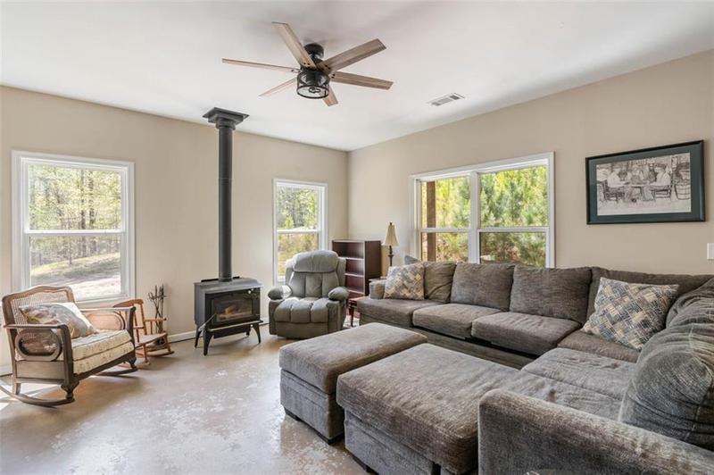 Image for property 7750 ATLANTA NEWNAN Road, Chattahoochee Hills, GA 30268