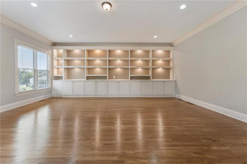 Image for property 1720 Buckhead Valley Lane, Brookhaven, GA 30324