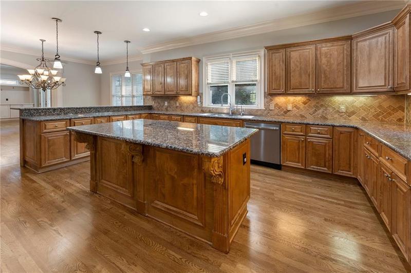 Image for property 1720 Buckhead Valley Lane, Brookhaven, GA 30324