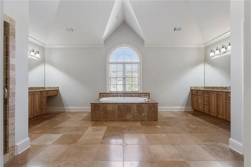 Image for property 1720 Buckhead Valley Lane, Brookhaven, GA 30324