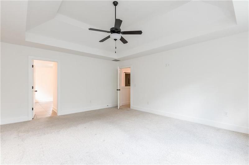 Image for property 11 Bluff Court, Cartersville, GA 30120
