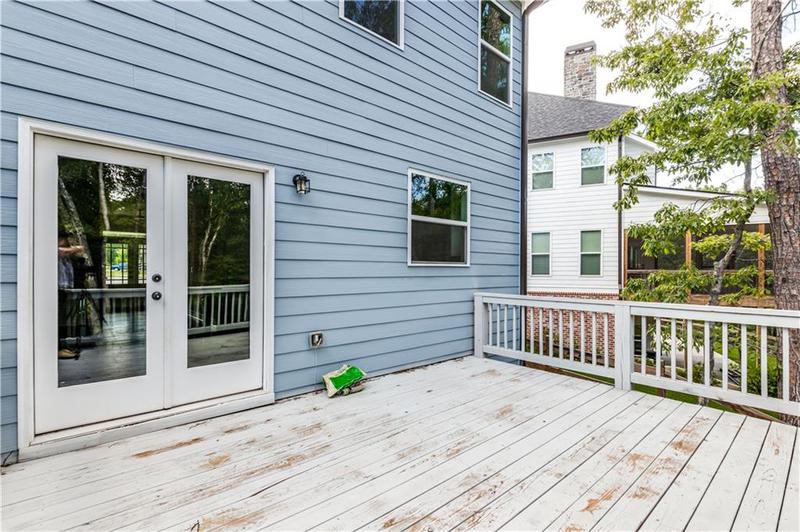 Image for property 11 Bluff Court, Cartersville, GA 30120