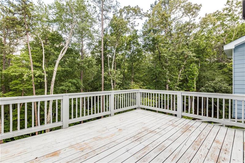 Image for property 11 Bluff Court, Cartersville, GA 30120