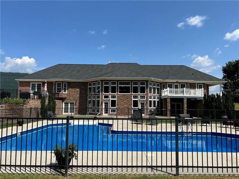 Image for property 260 Old Deer Head Cove Road, Rising Fawn, GA 30738