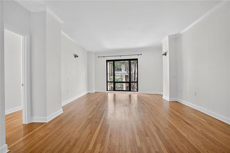 Image for property 3475 Oak Valley Road 250, Atlanta, GA 30326