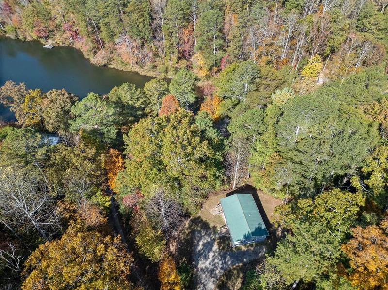 Image for property 822 Twin Mountain Lake Circle, Talking Rock, GA 30175