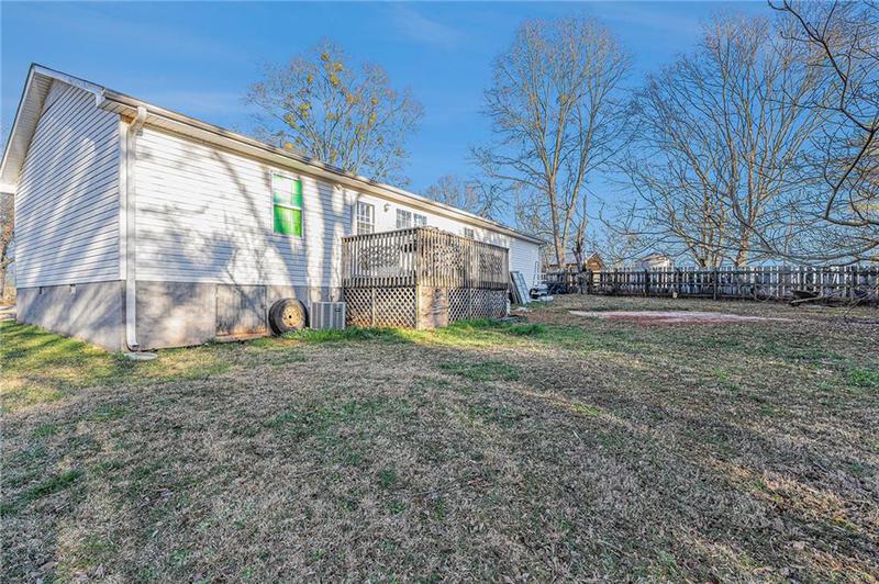 Image for property 145 Goldust Avenue, Clarkesville, GA 30523