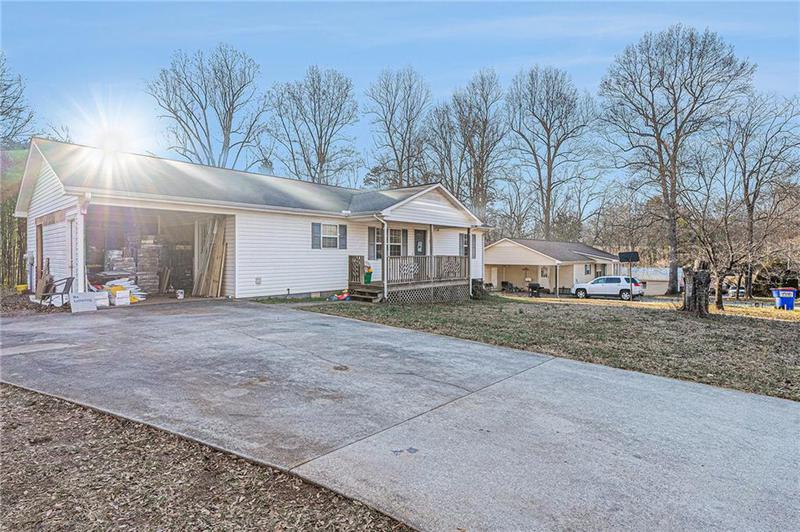 Image for property 145 Goldust Avenue, Clarkesville, GA 30523