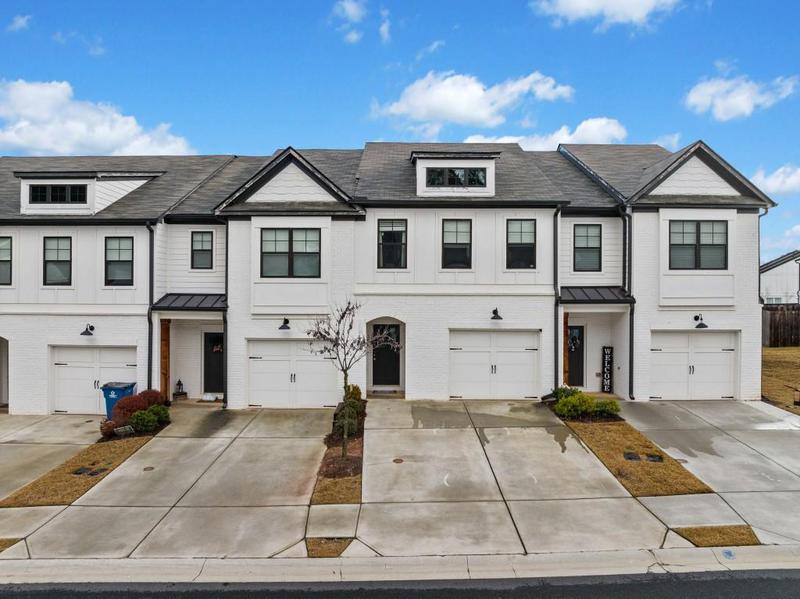 Image for property 160 Auburn Gate Lane, Auburn, GA 30011