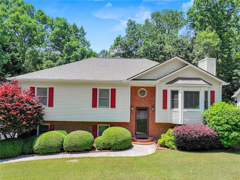 Image for property 4654 Fox Forrest Drive, Flowery Branch, GA 30542