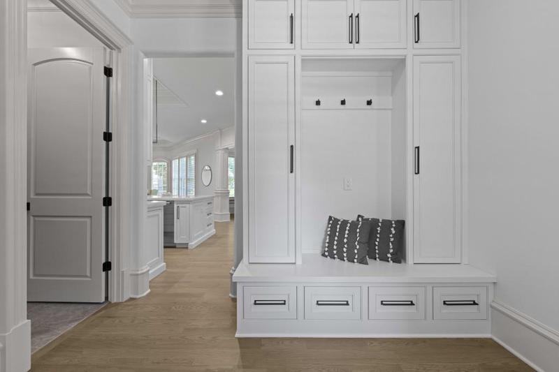 Image for property 850 Camden Park Court, Atlanta, GA 30342