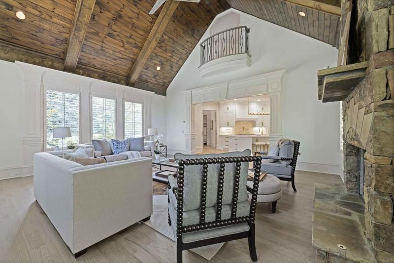 Image for property 850 Camden Park Court, Atlanta, GA 30342