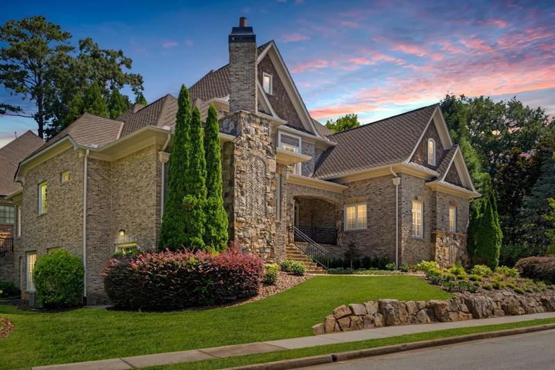 Image for property 850 Camden Park Court, Atlanta, GA 30342
