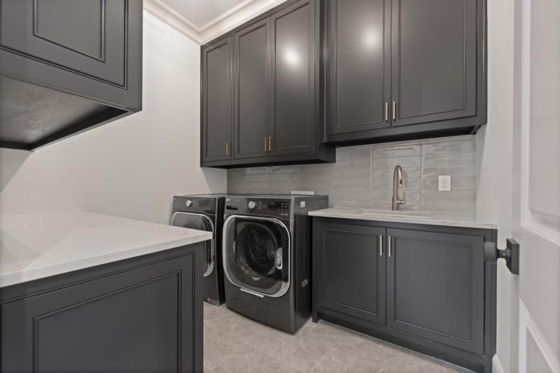 Image for property 850 Camden Park Court, Atlanta, GA 30342