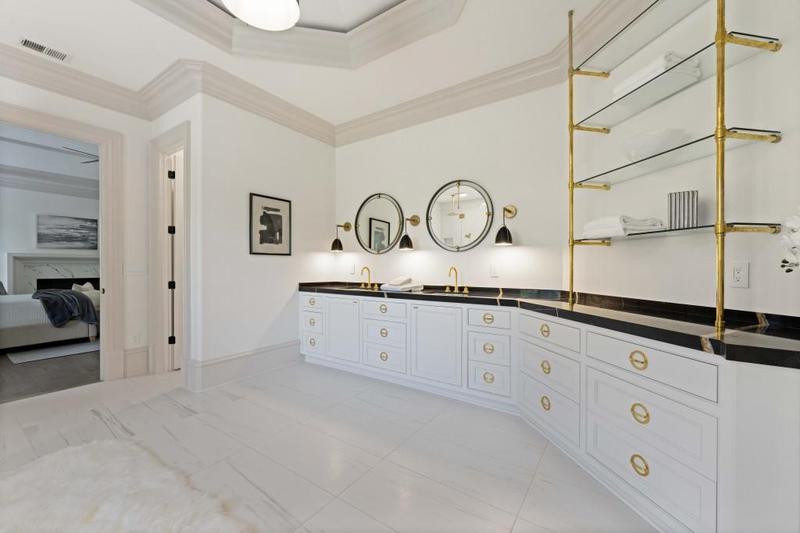 Image for property 850 Camden Park Court, Atlanta, GA 30342