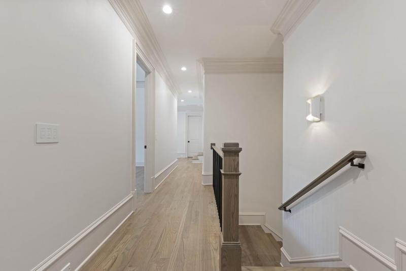 Image for property 850 Camden Park Court, Atlanta, GA 30342