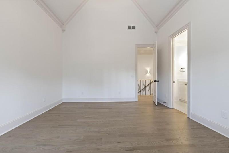 Image for property 850 Camden Park Court, Atlanta, GA 30342
