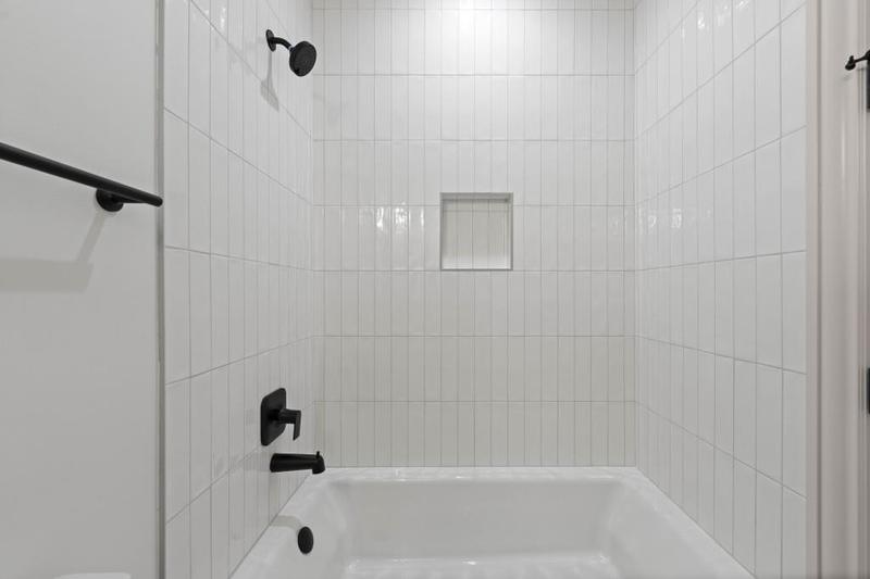 Image for property 850 Camden Park Court, Atlanta, GA 30342