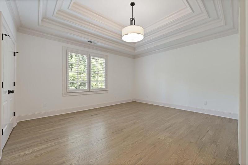 Image for property 850 Camden Park Court, Atlanta, GA 30342