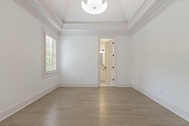Image for property 850 Camden Park Court, Atlanta, GA 30342